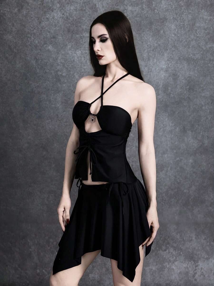 ROMWE Goth 2026春夏新款女士泳装上市,适合度假、约会、西部风情、邮轮、海滩、海岛、公路旅行、四季皆宜、音乐节、波西米亚风假期、秋日休闲波西米亚Y2K褶皱短裤、优雅复古休闲女士纯色露背系带性感吊带背心泳衣套装(含三角泳裤和配套迷你裙),完美搭配海滩度假Y2K连衣裙、黑色连衣裙、哥特连衣裙、蜘蛛连衣裙、女士泳衣、露背黑色泳装、女士连衣裙、设计师上衣、哥特风女装、女士连衣裙、露胸连衣裙、女士束身衣束缚连衣裙、束身衣套装(含裙子)、女士束身衣连衣裙、哥特风泳装、哥特风比基尼、女士哥特风泳衣、女士哥特风比基尼、哥特风女士比基尼、女士泳装、黑色哥特风比基尼 - 彩色 - 查看 1