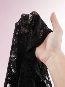 Amplova Bộ đồ hai mảnh ren và lông giả dành cho nữ, váy ngắn cạp siêu trễ gợi cảm, phá cách với đường xếp ly hai bên, cổ tay áo bằng lông giả, cài nút phía trước, thích hợp cho buổi hẹn hò. - màu đen - Xem 11