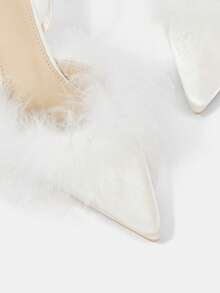 CUCCOO HITCHD 女士尖头搭扣设计时尚高跟鞋，适合日常穿着 - 白色 - 查看 6