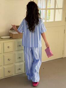 Dazy Kids Bộ đồ ngủ cho bé gái tuổi teen, gồm áo và quần ngắn tay cổ ve áo kẻ sọc, cài cúc một hàng. - Màu xanh lam - Xem 5