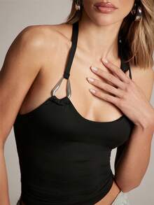 Hauture Top halter corto ajustado de unicolor con metal conectado para mujer - Negro - Ver 2