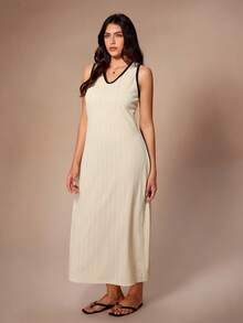Lazeform Plus Size Contrast Color V-Neck Fitted Sleeveless Knit Jacquard Nightgown, Fashionable & Slimming, Spring/Summer - Apricot - View 6