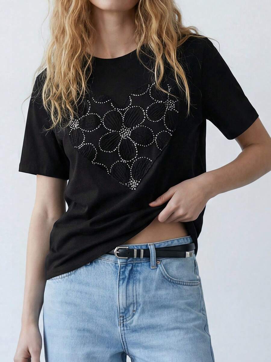 Maija Women's Casual Rhinestone Flower Graphic Round Neck Short Sleeve T-Shirt, Summer - Black - View 1