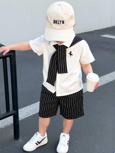 SHEIN 男童印花短袖上衣和条纹短裤套装