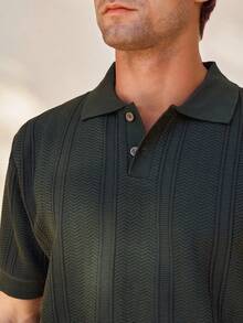 Manfinity CityGents 男式纯色短袖休闲高领针织上衣 - 綠色 - 查看 2