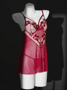 两件套：经典3D刺绣酒红色花卉薄纱吊带睡裙，配有可调节肩带和配套丁字裤，性感 - 酒紅色 - 查看 12