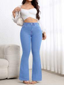 SHEIN CURVE+ 大码女式蓝色弹力性感修身喇叭牛仔裤，牛仔/竞技服装 - 淺色水洗藍 - 查看 4