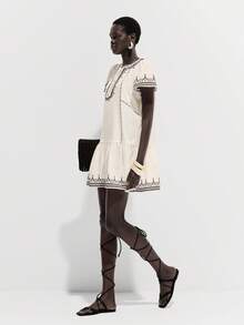 Breezaya 女士休闲圆领撞色印花纽扣装饰短袖连衣裙，适合春夏假期穿着 - 杏色 - 查看 8