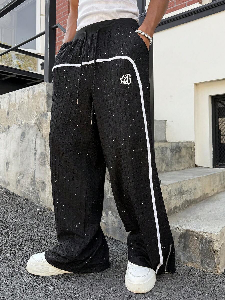 PAVTROS Quần dài lấp lánh họa tiết Young Street - màu đen - Xem 1