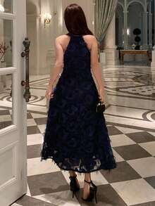 DAZY Đầm dài đến bắp chân không tay cổ tròn có họa tiết dành cho nữ - Màu be - Xem 2