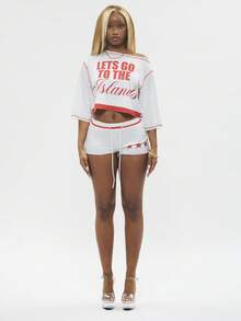 Modviera 女士印花不对称肩部运动上衣搭配运动短裤，夏季露脐上衣和短裤套装，女士休闲白色露脐上衣两件套，女士星星短裤两件套，女士运动短裤，酷炫穿搭，夏季迈阿密穿搭，美国女装两件套短裤套装，女士短裤套装，两件套，女士度假两件套短裤套装，女士夏季两件套，女士两件套穿搭，两件套套装，女士休闲两件套穿搭，海岛风两件套 - 彩色 - 查看 4