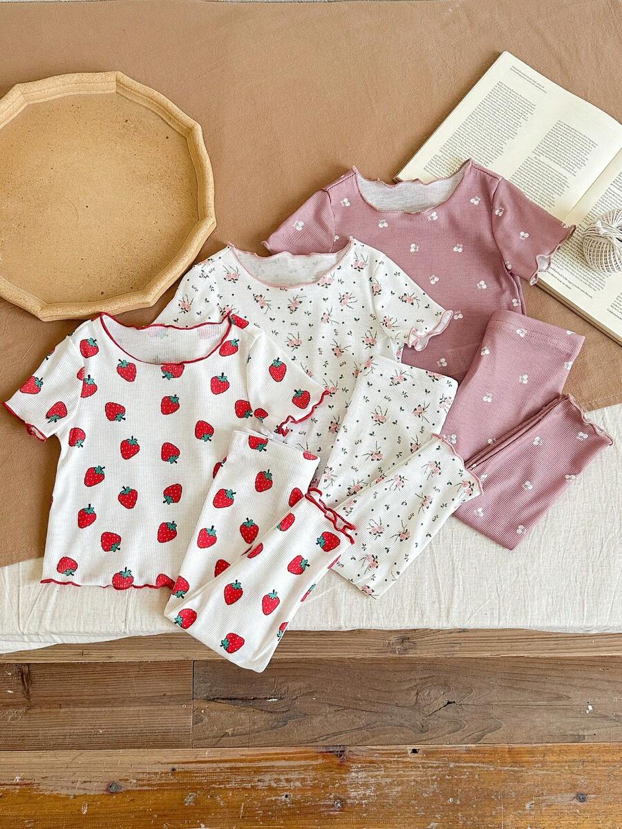 SHEIN LMoss Kids 女婴可爱卡通熊和花卉印花荷叶边圆领短袖上衣和裤子六件套休闲舒适针织睡衣套装 - 彩色 - 查看 1