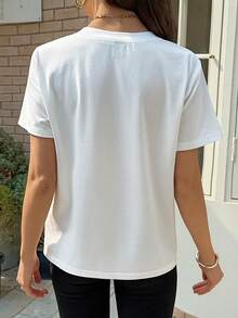 Vivie Lora 女士修身圆领短袖休闲T恤，采用3D线条设计 - 白色 - 查看 5