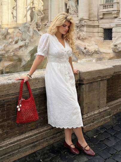 Dripcurv 大码女式V领刺绣休闲短袖连衣裙，适合日常穿着和外出活动