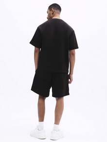 SUMWON Conjunto de camiseta de manga corta y pantalones cortos a juego con detalles de logo pequeño para uso casual de verano, en color negro - Café integral - Ver 2