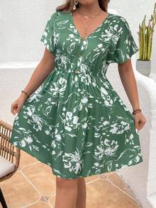 SHEIN VCAY 大码花卉印花蝙蝠袖V领度假连衣裙 - 薄荷綠 - 查看 5