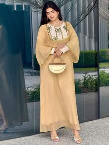 Al Najma 保守休闲棕榈树亮片刺绣阿拉伯女式连衣裙 - 彩色 - 查看 5