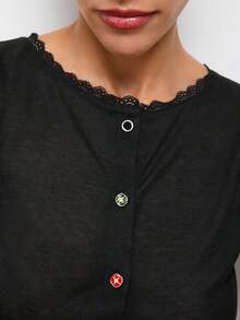 Maija Áo thun ngắn tay màu đen ôm sát, thanh lịch và cá tính dành cho nữ, kiểu dáng croptop cài nút, thích hợp mặc đi làm, mùa xuân hè. - màu đen - Xem 8