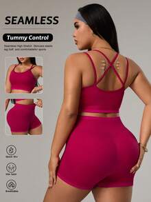 SHEIN Rhythm Era Bộ đồ thể thao không đường may dành cho nữ cỡ lớn, áo ngực và quần short, kiểu dáng thể thao lưng chữ Y, ôm sát cơ thể, thích hợp cho mùa xuân/hè, áo ngực có đệm rời và quần short cạp cao bó sát. - Màu Đỏ Sâu - Xem 2