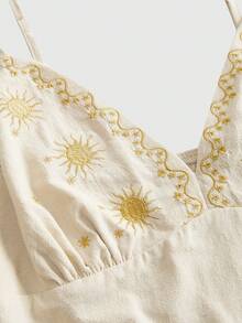 ROMWE Country Vintage Hippie Sun Moon Star Embroidered Camisole Top And Maxi Skirt Plus Size 2-Piece Set - Apricot - View 3