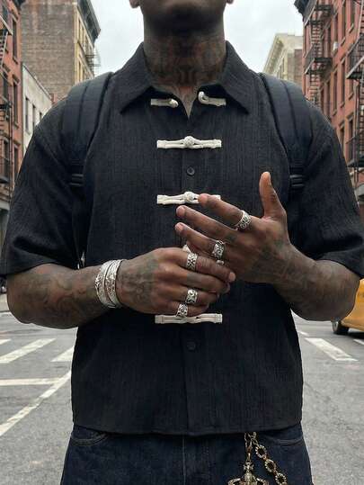 AXEPEAK Men's Contrast Color Button Casual Versatile Black Short Sleeve Shirt