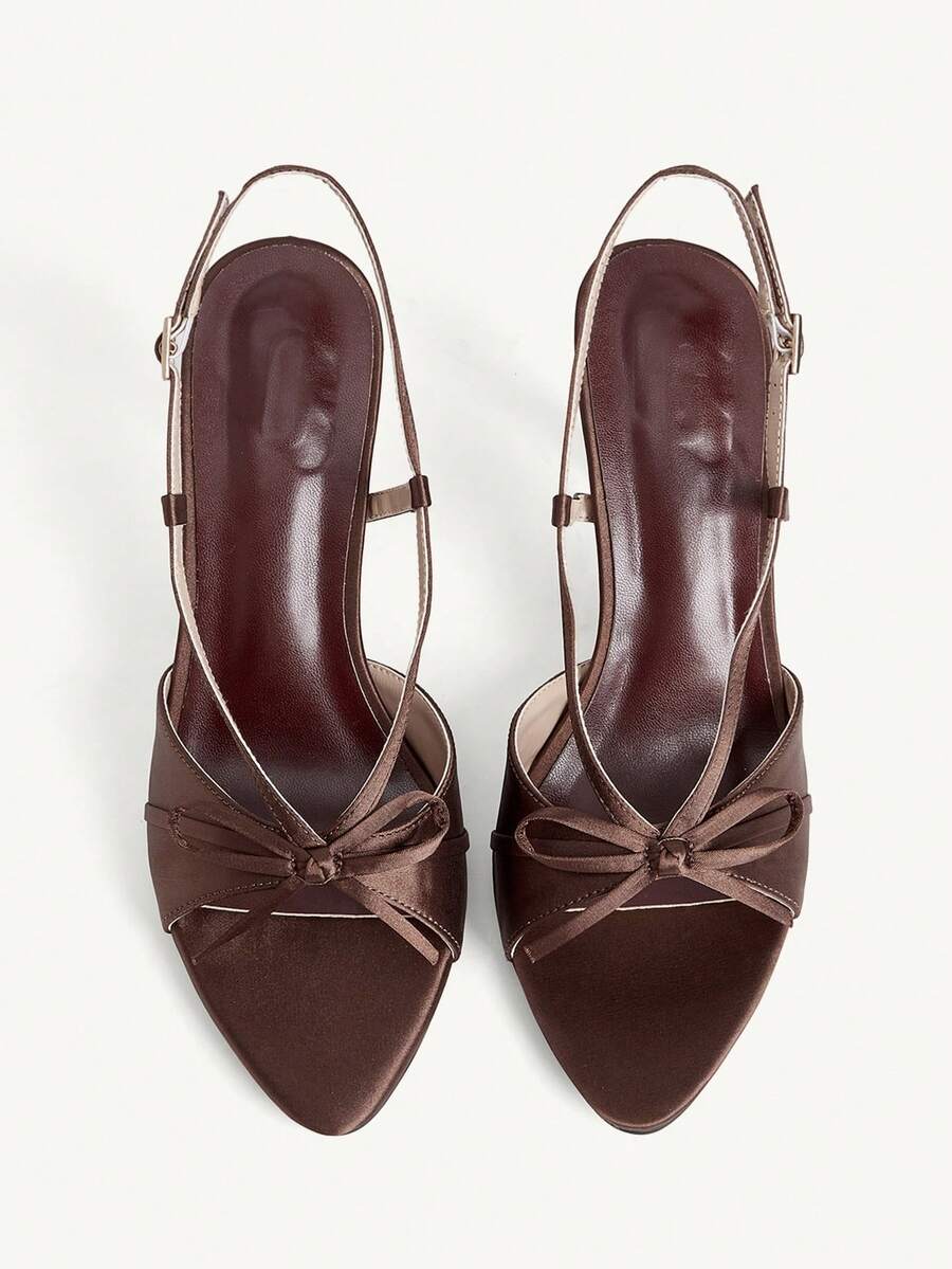 CUCCOO CHICEST Giày sandal cao gót nữ, kiểu dáng thời trang xuân/hè mới, chất liệu satin, nơ, quai ngang mắt cá chân, khóa cài, phong cách retro, thanh lịch, mũi nhọn, gót nhọn, thích hợp cho ngày Valentine. - màu nâu - Xem 1