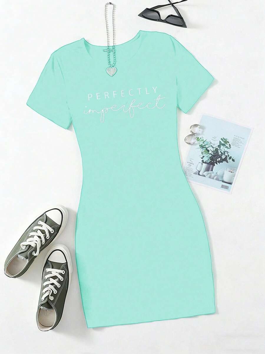 SHEIN Unity 女士字母印花圆领休闲短袖连衣裙 - 綠色 - 查看 1
