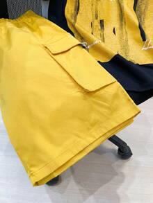 SHEIN Conjunto de camiseta de manga corta y pantalones cortos con estampado minimalista para adolescentes (niños) - Amarillo - Ver 7