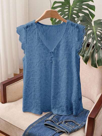 SHEIN Frenchy Plus Size Solid Color Lace Trim Simple And Elegant T-Shirt, Summer Short-Sleeved T-Shirt, Vacation, Summer Women's Clothing, Casual Daily Wear
