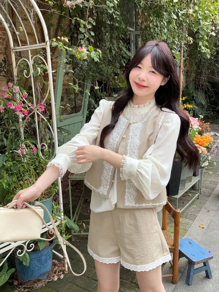 Women's Embroidered Vest With Tie, Long Sleeve Blouse And Lace Trim Shorts 2-Piece Set Summer