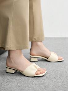 CUCCOO BIZCHIC 女士方头米色时尚粗跟凉拖鞋，褶皱云朵般绑带夏季户外拖鞋 - 米色 - 查看 4