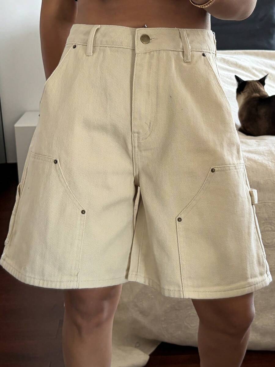 Livesso 女士休闲牛仔短裤，带大口袋 - 卡其色 - 查看 1