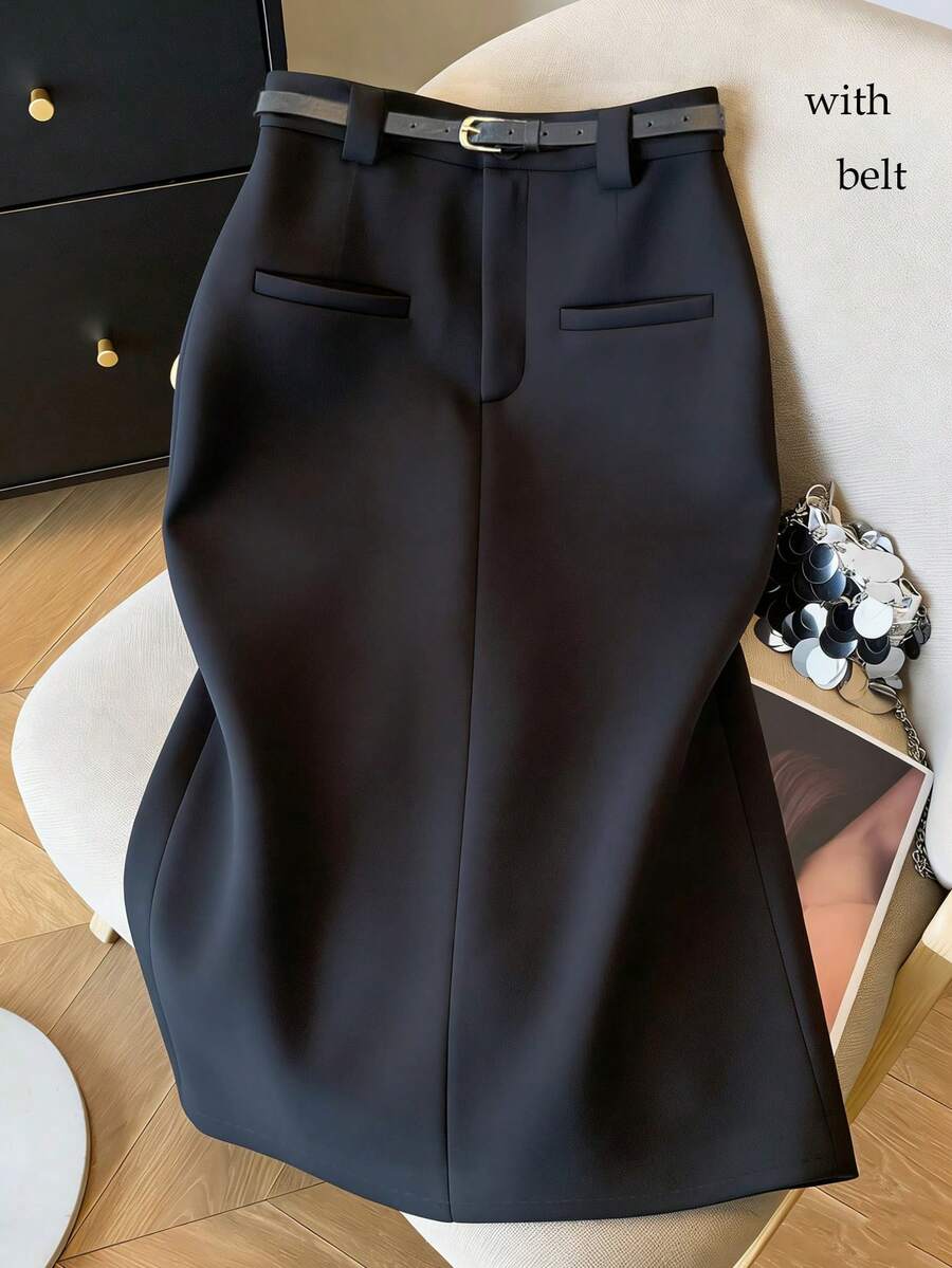 Franclia Chân váy đen cạp cao xẻ tà sau, thời trang, đa năng, phù hợp cho công sở, đi làm, dáng suông, có thắt lưng. Thích hợp cho nữ, mặc đi làm, mặc thường ngày, đi làm, đi học, mặc thường ngày, màu trơn, đa năng. Phù hợp cho nữ mùa hè, mẫu thời trang mới mùa xuân 2026. - màu đen - Xem 1