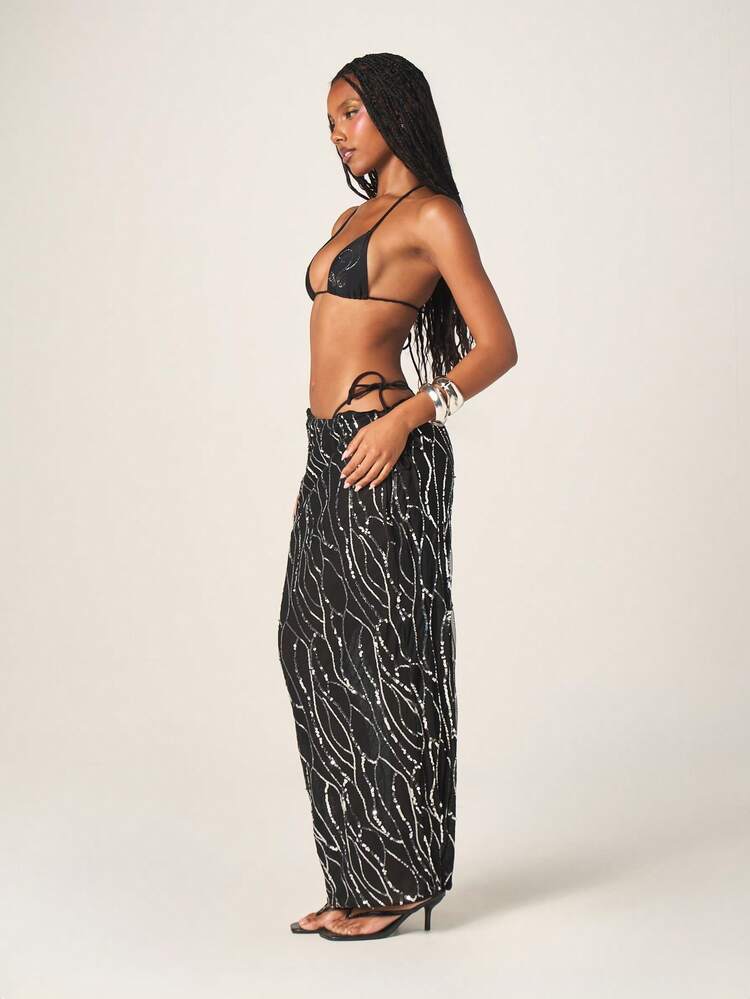 MISSGUIDED Sequined Maxi Beach Cover Up Skirt With Flowing Silhouette And Sparkling Wave Pattern For Summer Vacation Poolside Resort Wear