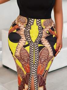 SOLERSUN Plus Size Women's Position-Print Split Pleated Dress For Dates, Vacations And Everyday Wear - Yellow - View 6