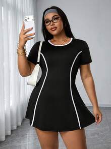 Rhythm Era Đầm thể thao mini viền tương phản dành cho nữ cỡ lớn - màu đen - Xem 1