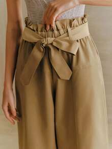 Anewsta 女士夏季通勤套装，腰部荷叶边设计七分裤，高腰蝴蝶结腰带裤，优雅的女士办公室套装，自然腰线。适合日常出行、通勤、聚会和度假。 - 卡其色 - 查看 5