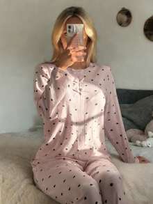 DAZY Set de pijama de 2 piezas con top de manga larga holgado y pantalón recto largo con estampado de corazón, ropa de dormir de primavera para mujer - Rosa - Ver 1