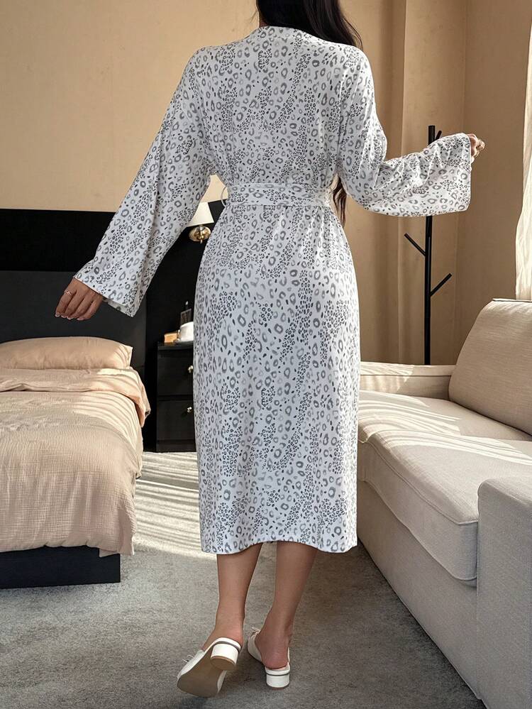Leopard Print Loose Long Robe For Women