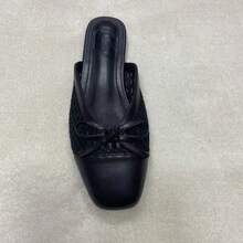 CUCCOO BIZCHIC 女士法式平底拖鞋，夏季百搭新款蝴蝶结编织闭趾穆勒鞋 - 黑色 - 查看 12