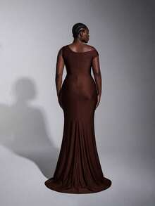 Elitara Elegantes romantisches Kleid in Große Größen mit asymmetrischem Ausschnitt, Schulterausschnitt, geraffter Taille und Meerjungfrauensaum, geeignet für Hochzeit, Party, Feier, Brautjungfer - Kaffeebraun - Übersicht 3