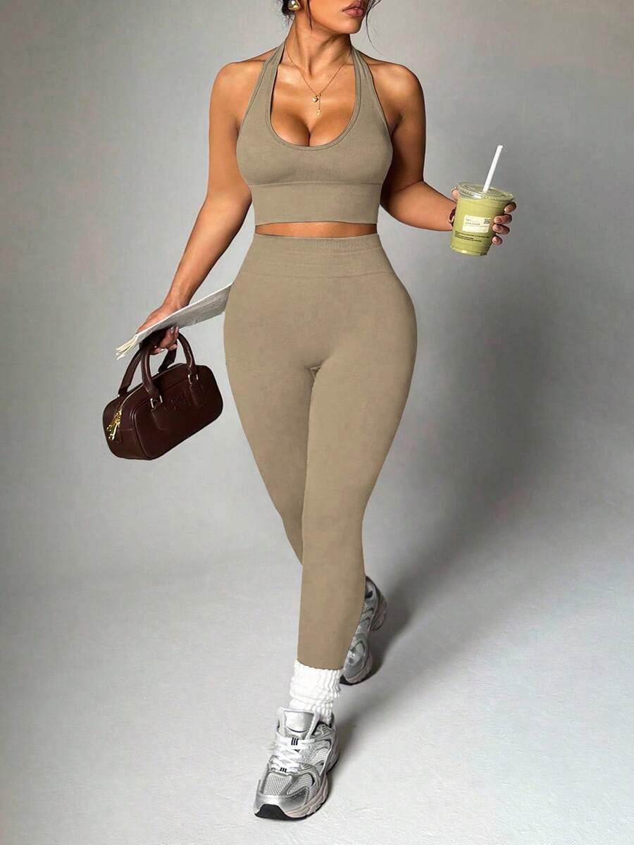 SHEIN Dewbera Set Olahraga Wanita Ukuran Besar: Atasan Tank Top Model Halter Neck Warna Polos dan Legging Pinggang Tinggi - Khaki - View 1