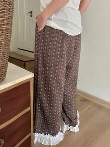 Dazy Plus Pantalones de pijama holgados con volantes y estampado floral para mujer de talla grande - Marrón - Ver 5