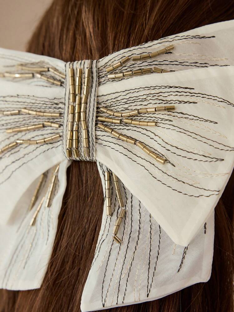 WHITE HANDMADE BEADED BOW HAIRPIN