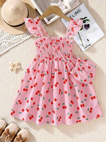 女童休闲时尚日常樱桃印花无袖高腰短连衣裙，搭配同色斜挎包，夏季