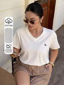 Dazy Plus 刺绣图案V领宽松短袖白色T恤 - 白色 - 查看 1