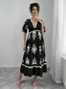Momance Elegant Maternity V-Neck Short Sleeve Allover Print Dress For Summer - Black - View 3