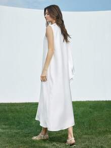 Ontre Vestido de mujer de marfil cómodo y suave de satén texturizado con cuello barco ajustado, sin mangas, diseño asimétrico, volante lateral, cierre con hebilla metálica, decoración elegante y moderna para invitada de boda, minimalista, romántico, francés, lujoso, urbano, elegante, casual de oficina, vintage discreto, de alta gama para viajes urbanos, esencial para aeropuerto y crucero en Oriente Medio, vestido versátil para todas las estaciones de la serie de bodas - Blanco - Ver 3
