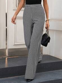 Editum 优雅的千鸟格印花针织弹力高腰直筒裤，适合夏季穿着，通勤、外出、约会和居家休闲都非常合适。 - 黑與白 - 查看 3