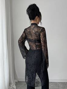 Elenzga 女士优雅性感黑色蕾丝休闲度假衬衫，前短后长设计，适合情人节、约会、派对、晚餐、春夏等场合。 - 黑色 - 查看 2